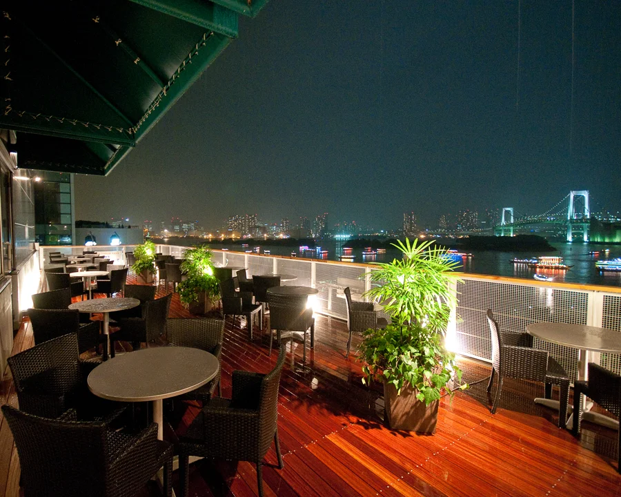 チームビルディングから東京湾の夜景を楽しむディナーへ